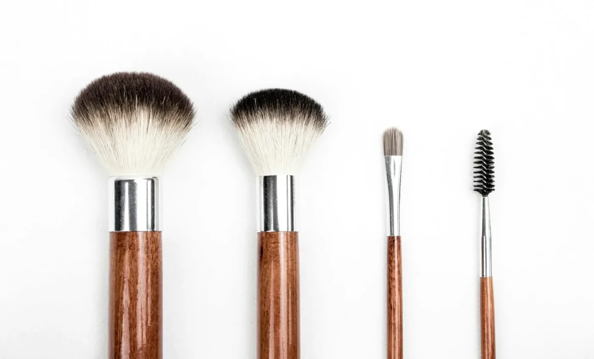 Best Makeup Brush Set: How to Choose - best makeup brush set