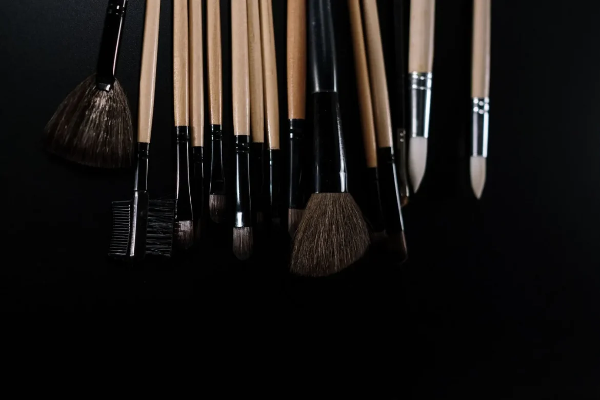 Best Vegan Makeup Brushes: Buyer Guide - vegan makeup brushes