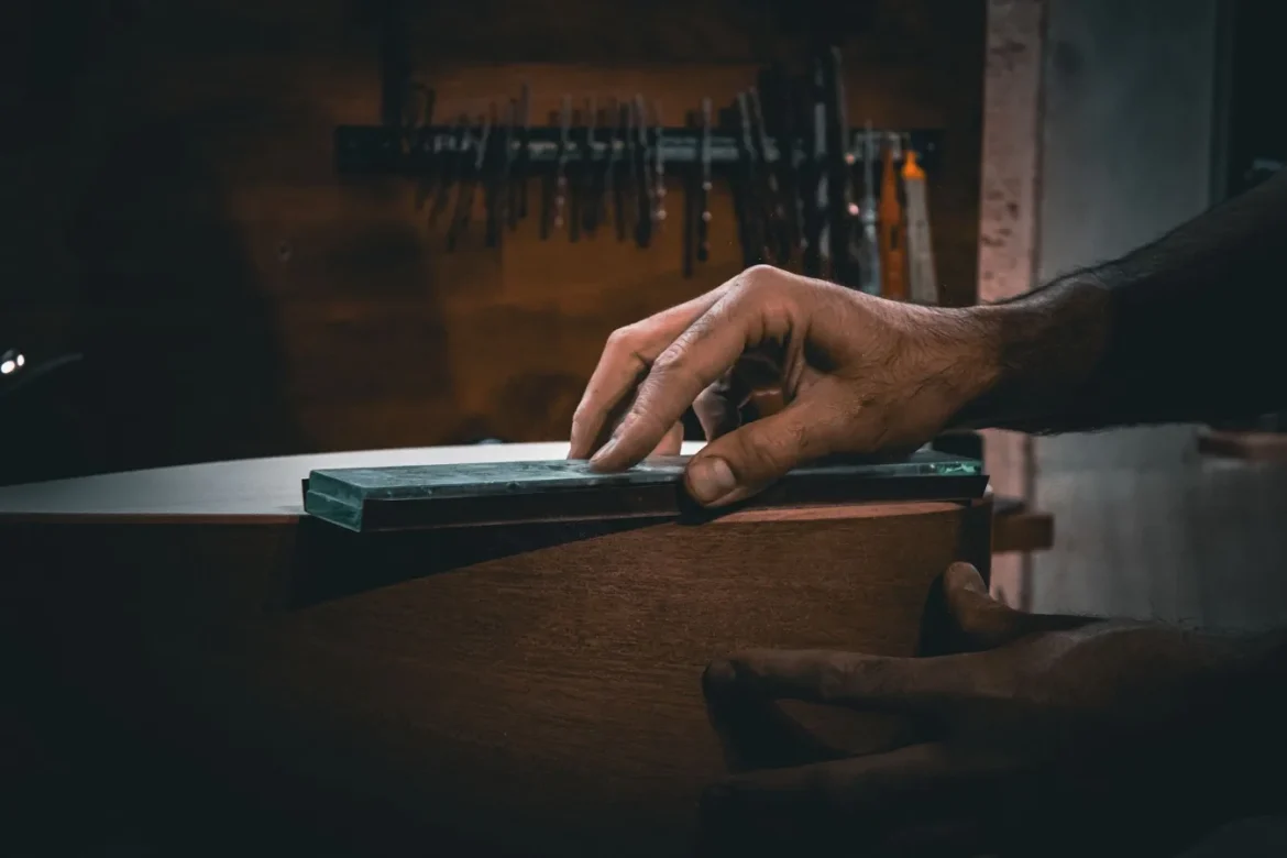 Choosing a Humidor Humidifier - humidor humidifier