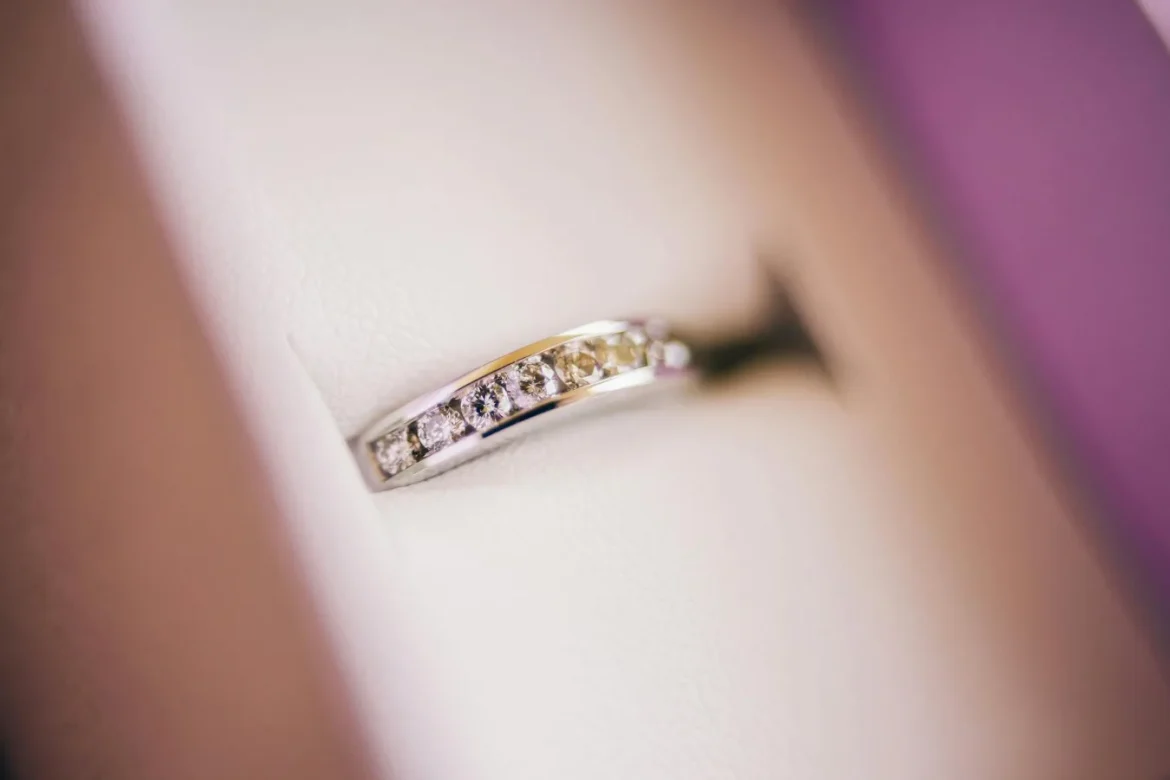 Diamond Ring With Pink Diamond Guide - diamond ring with pink diamond