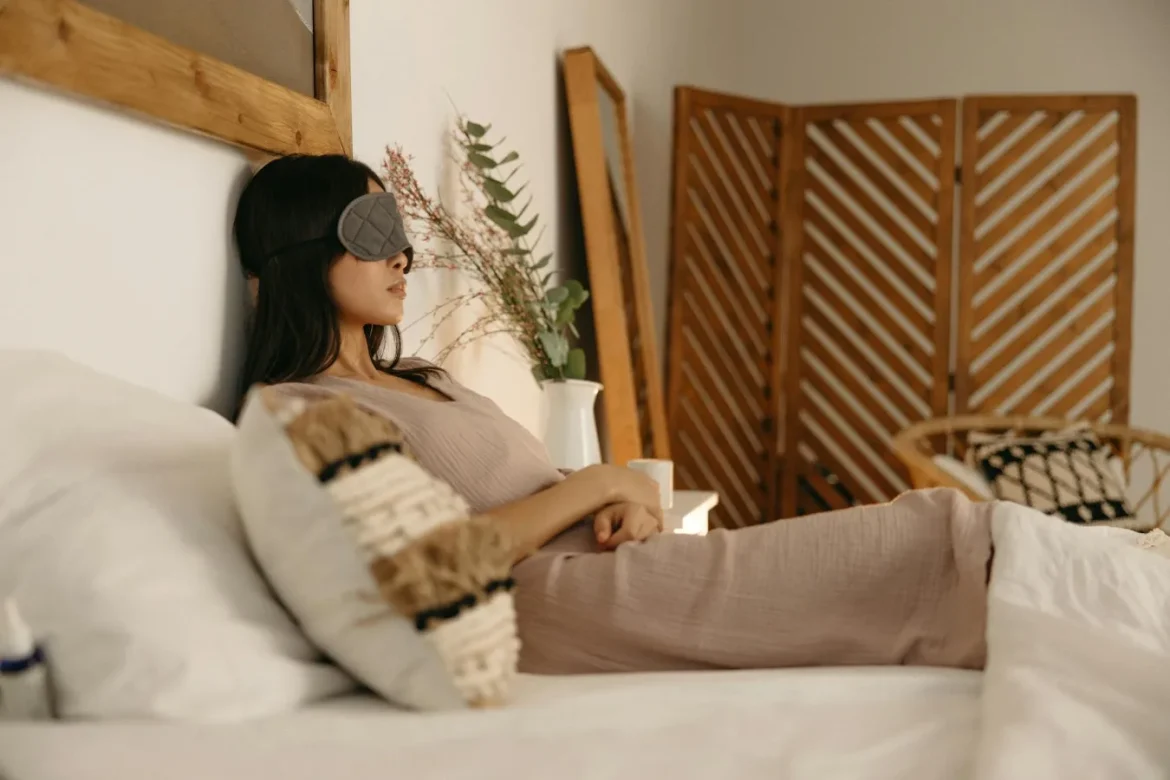 Lash Sleep Mask Buyer Guide - lash sleep mask