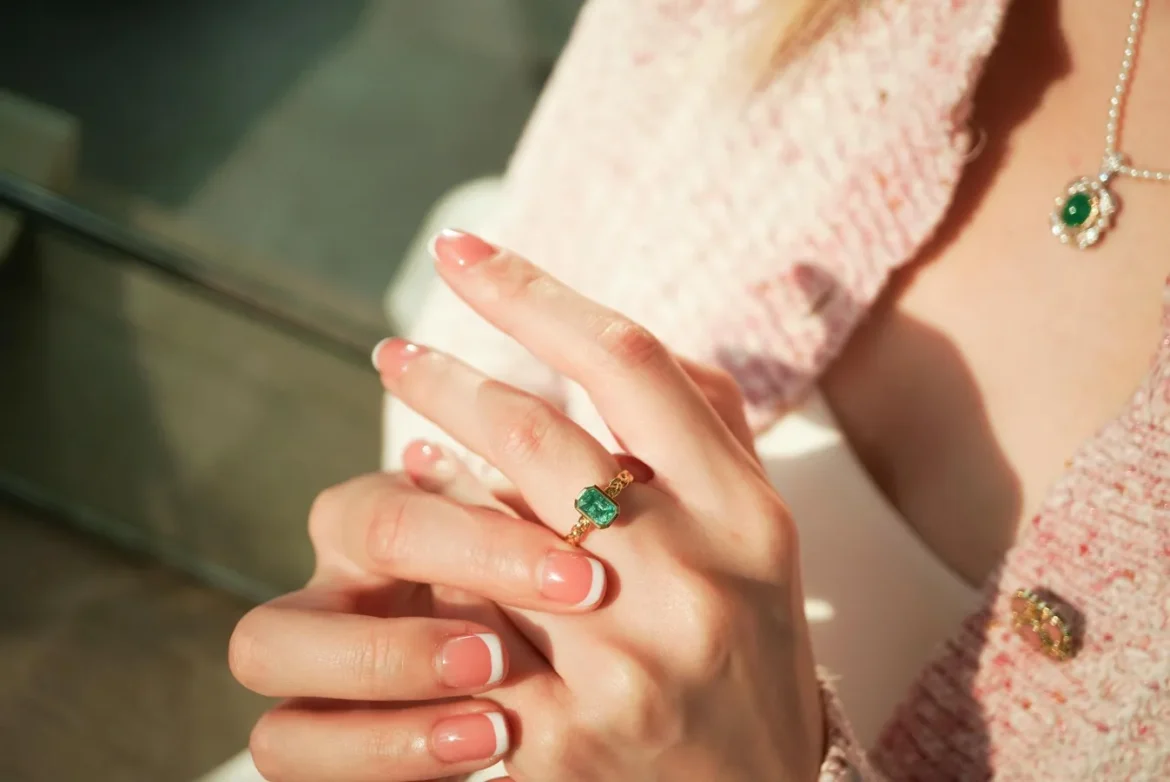 Pink Diamond Ring Buying Guide - pink diamond ring