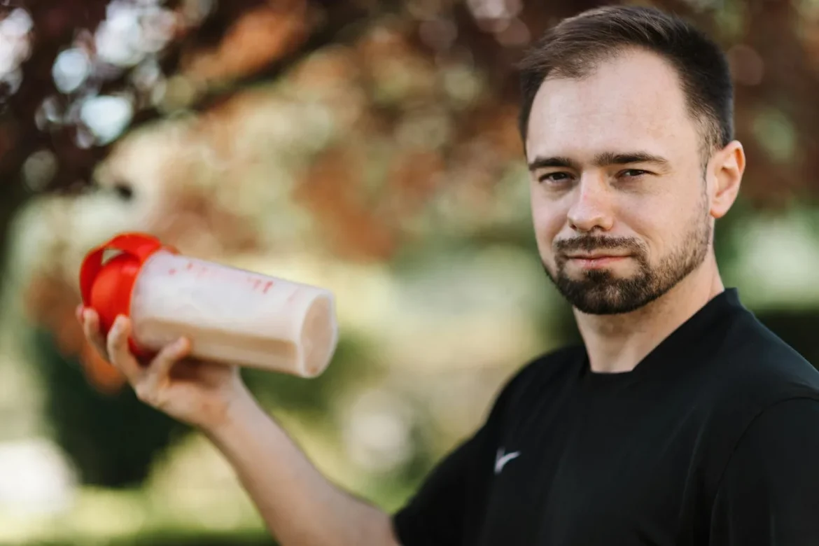Protein Shake vs Meal Replacement - protein shake vs meal replacement
