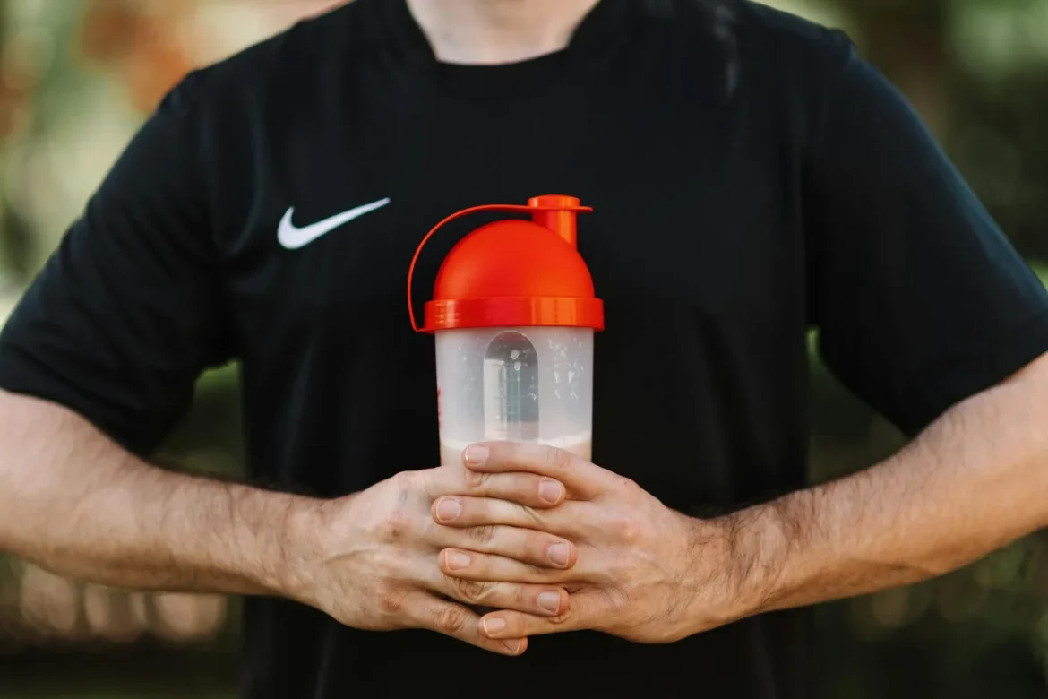 Protein Shake vs Meal Replacement Shake - protein shake vs meal replacement shake
