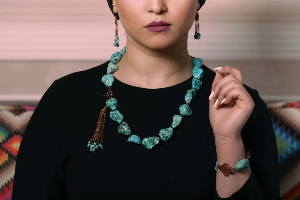 Turquoise Necklace Buying Guide - turquoise necklace